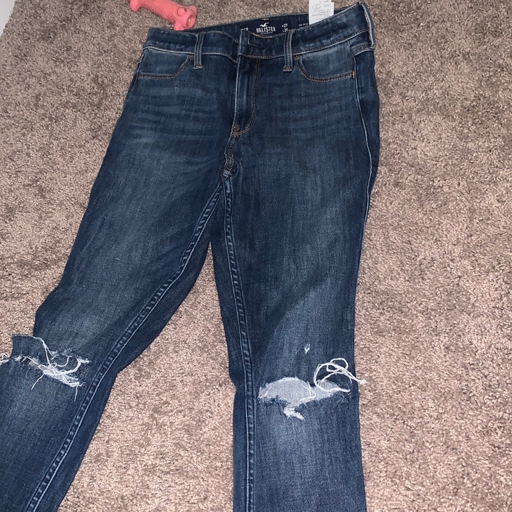 Hollister super stretchy high rise jeans!
